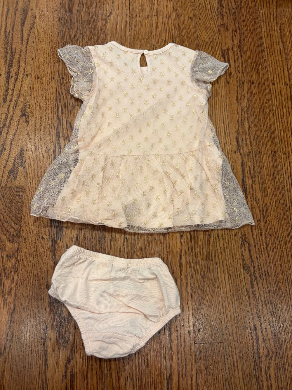 GAP baby pink
